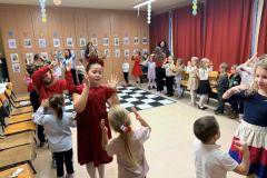 6a025bc6-fb33-4dec-bfda-8c8313d3a7dc